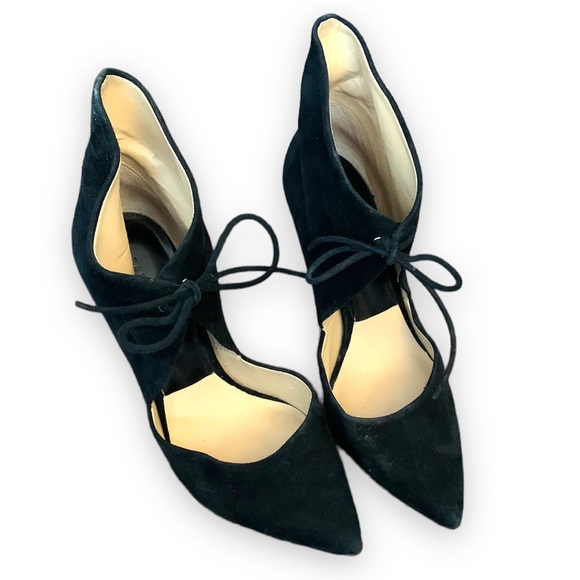 ZARA Woman Black sued Ankle Bootie/ Pumps - Picture 2 of 7